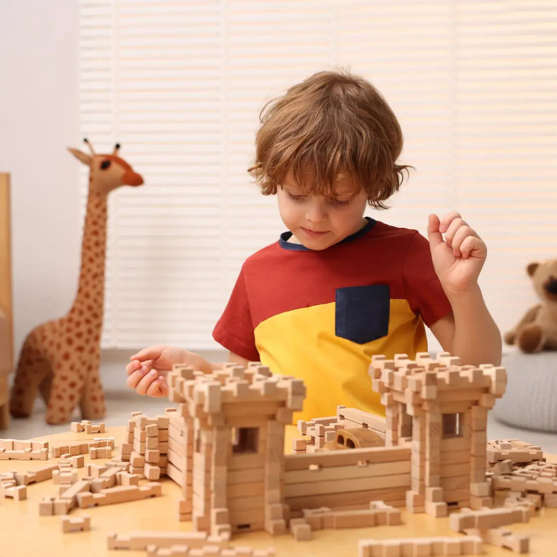 Constructor wooden Defensive Walls
