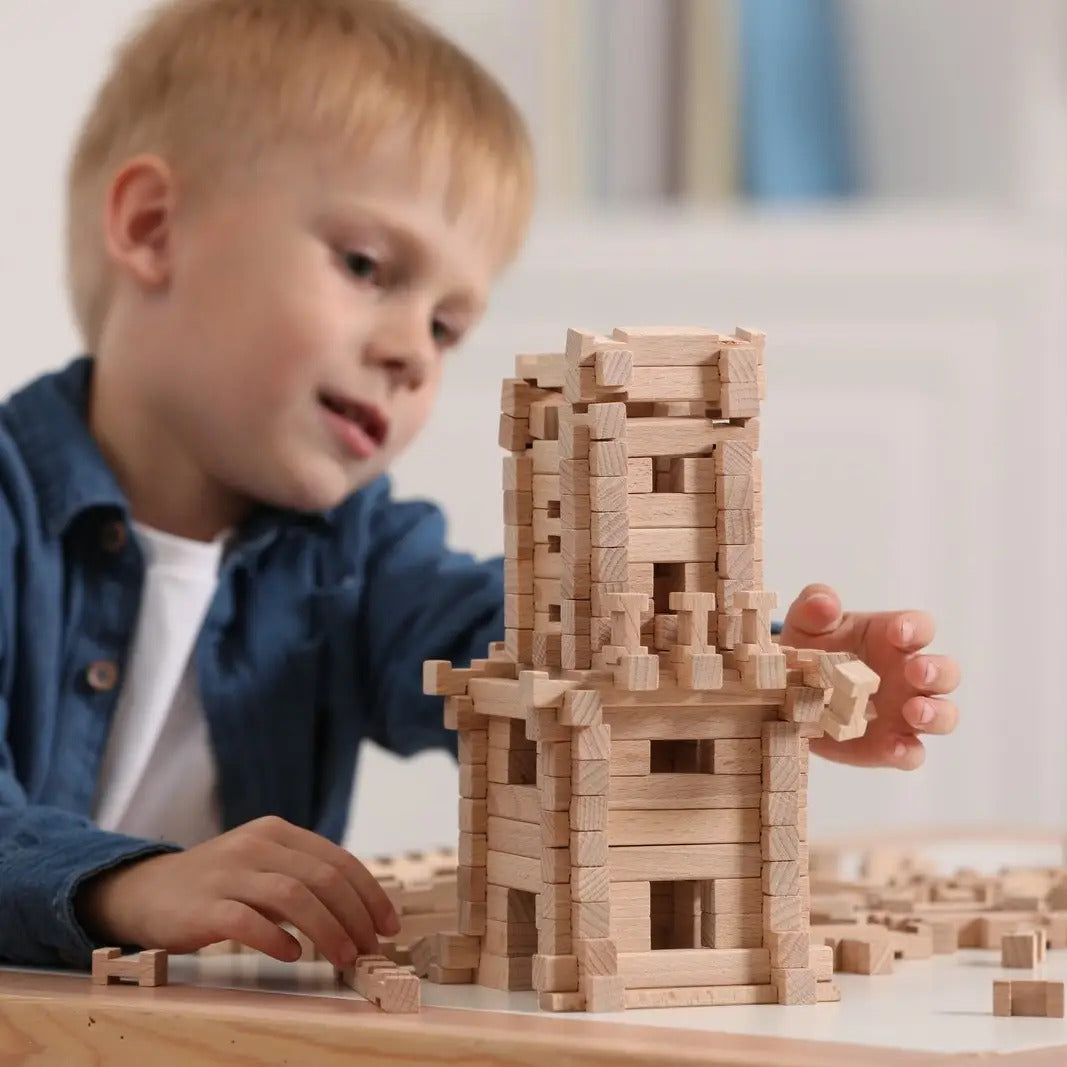 Constructor wooden Tower