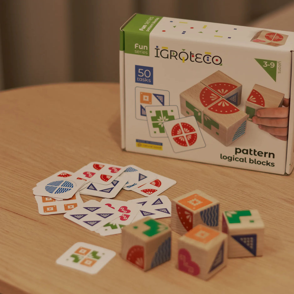 Wooden blocks "Create a pattern"
