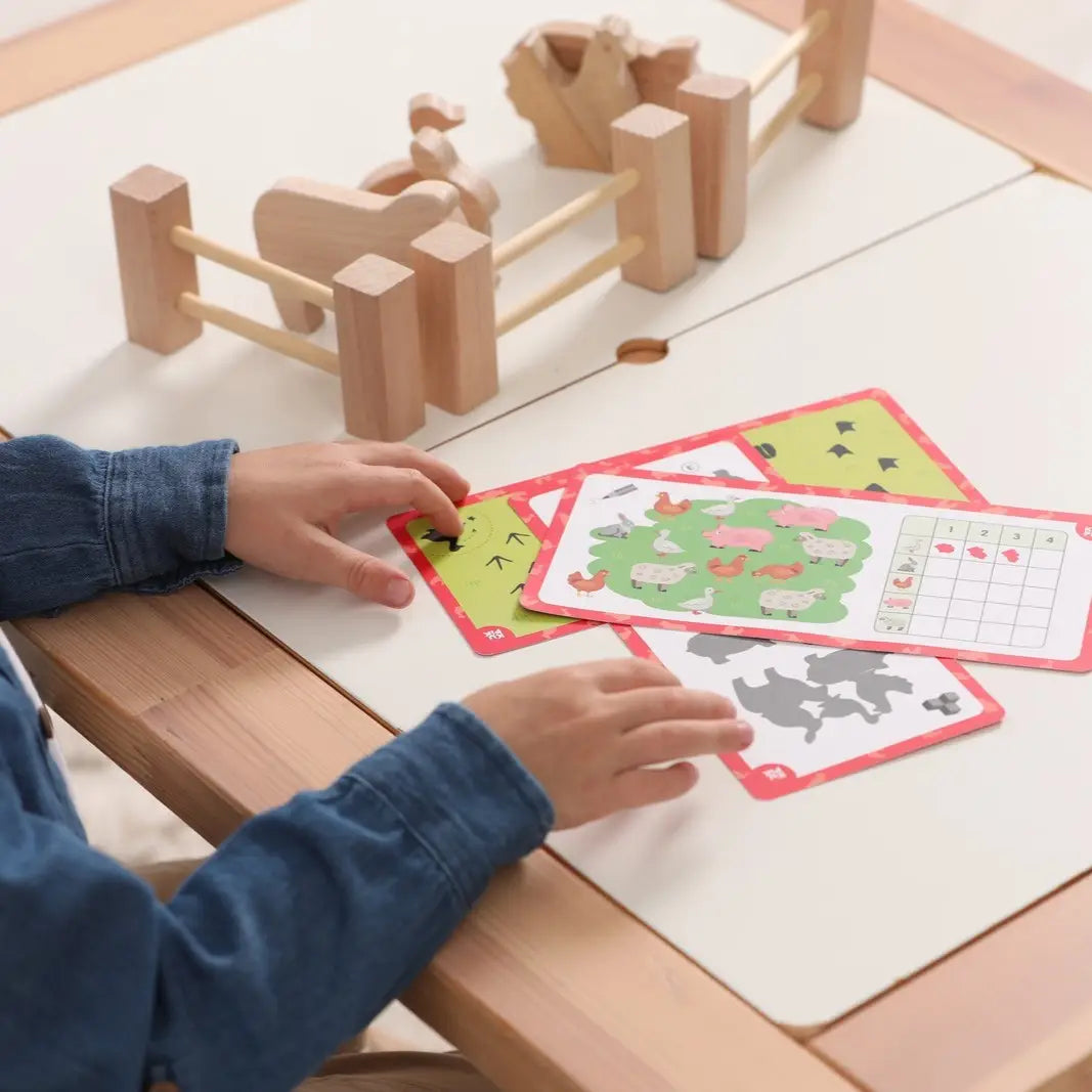 Set of wooden figures 