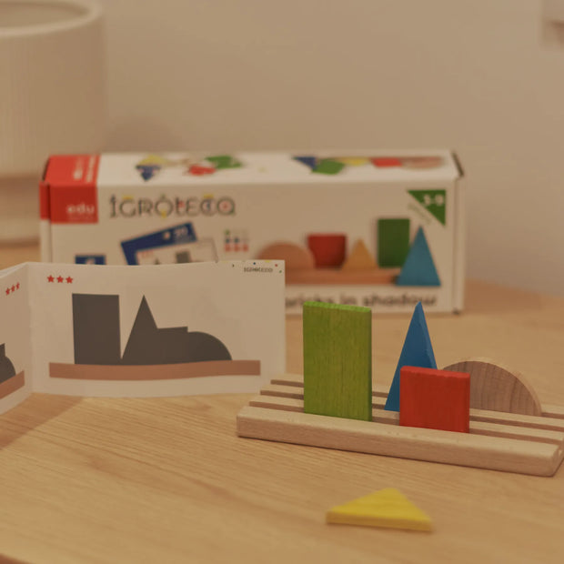 Wooden toy "Figures and shadows"